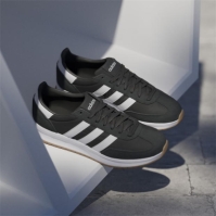 Adidasi sport adidas Run 70s 2.0 Low-Top pentru Barbati negru alb