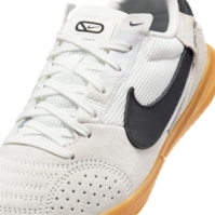 Ghete de fotbal Nike Streetgato Low Top Indoor pentru copii alb verde