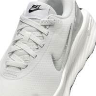 Nike Legend Essential 4 Workout Shoes Runners pentru femei alb negru argintiu