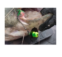 TEASER MADCAT A-STATIC SILENT NR 3 0 17CM 150G GLOW marime 3-0 DAM