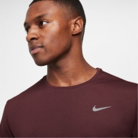 Tricou alergare Nike DriFit Miler pentru Barbati visiniu crush