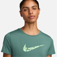 Tricou alergare Nike One Swoosh Dri-FIT maneca scurta pentru femei verde