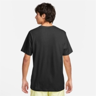 Tricou Nike Sportswear Club pentru Barbati negru alb