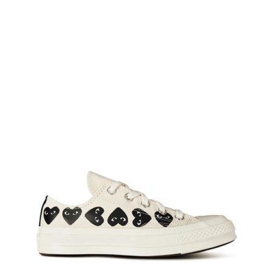 COMME DES GARCONS PLAY Multi Hearts-Print Low-Top Sneakers bej