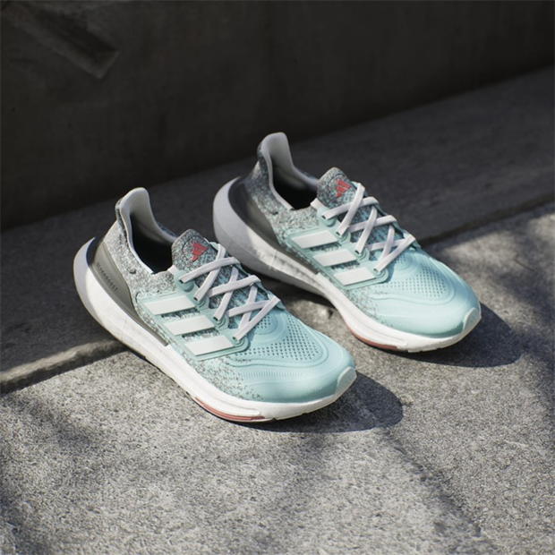 adidas Ultrbst Light femei albastru aqua