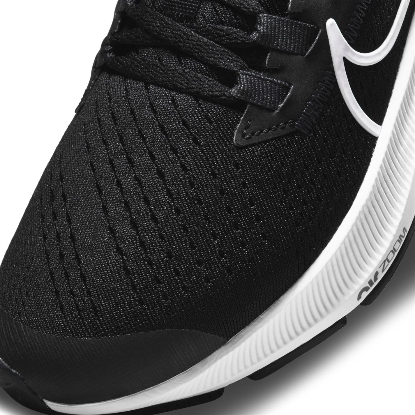 Adidasi alergare Nike Air Zoom Pegasus 38 pentru copii negru alb