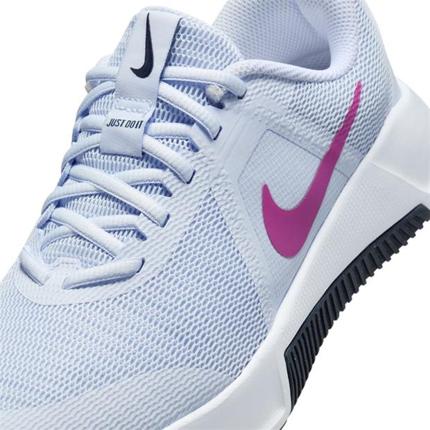 Adidasi Nike MC 3 Workout Shoes pentru femei football gri