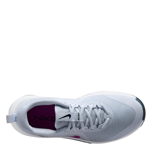 Adidasi Nike MC 3 Workout Shoes pentru femei football gri