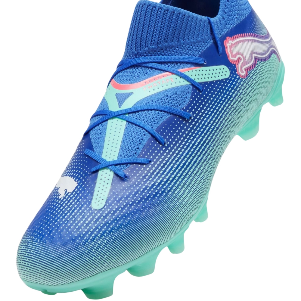 Adidasi Puma Ghete de fotbal Future 7 Pro FG/AG 107924 01