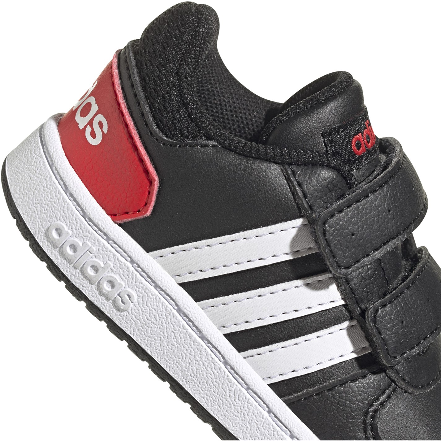 Adidasi sport adidas Hoops pentru Bebelusi negru alb rosu