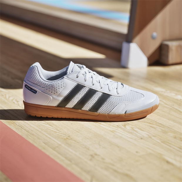 Adidasi sport adidas Spezial Light Handbal pentru adulti alb gum