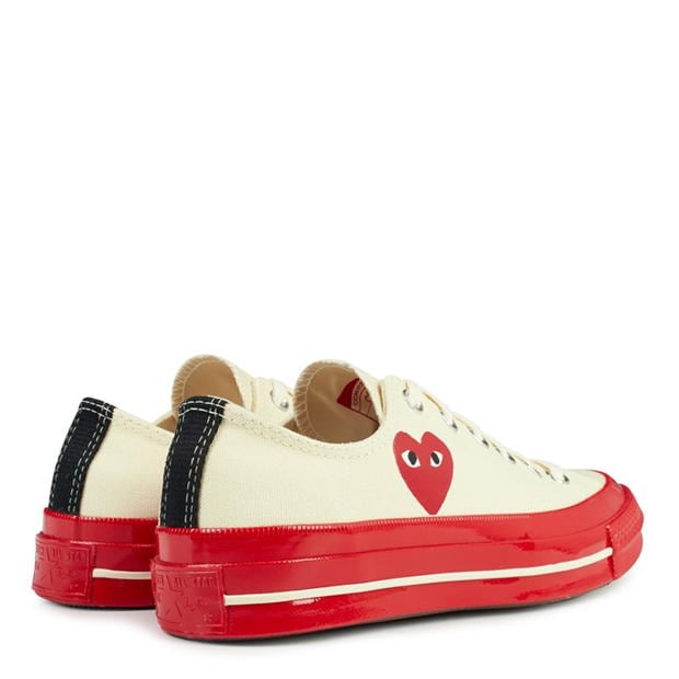 Adidasi sport COMME DES GARCONS PLAY X Converse Large Peeping Heart Chuck Taylor 70 alb rosu