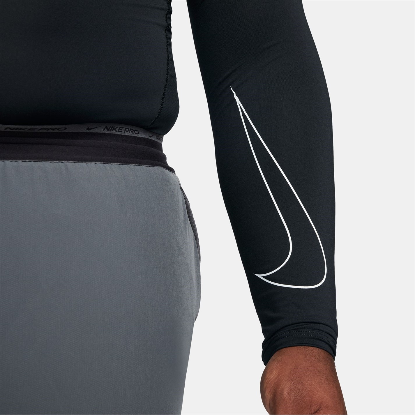 Bluza maneca lunga Nike Pro Core pentru Barbati negru