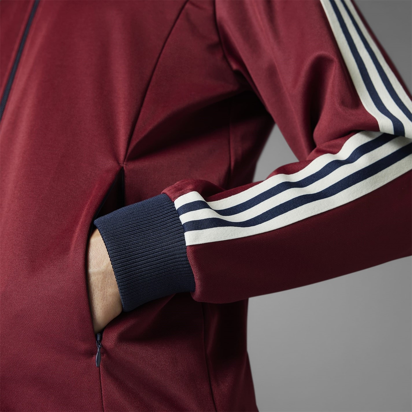 Bluze trening adidas Originals Arsenal Beckenbauer pentru adulti noble maro inchis