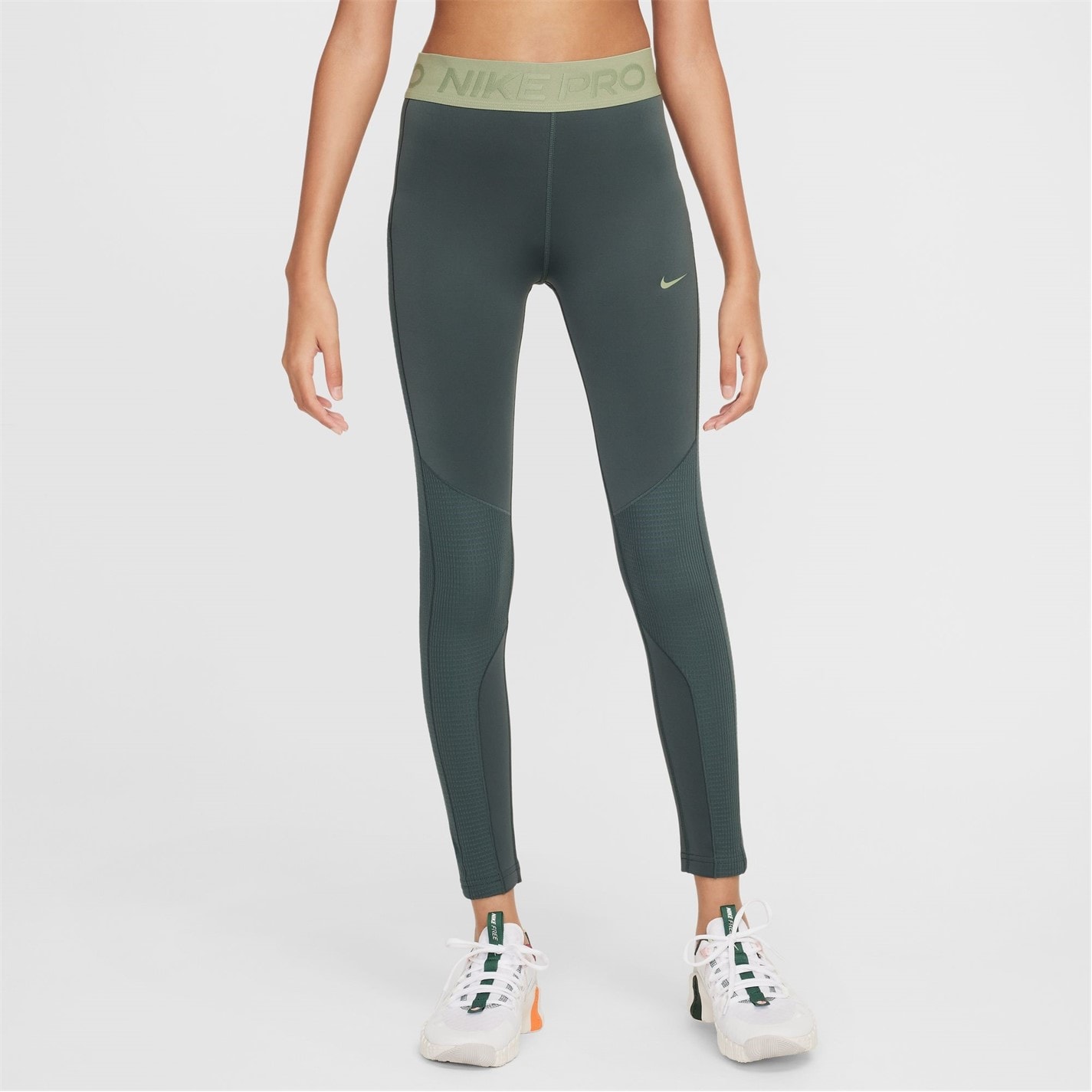 Colanti Nike Pro Therma-FIT antrenament pentru fete vintage verde