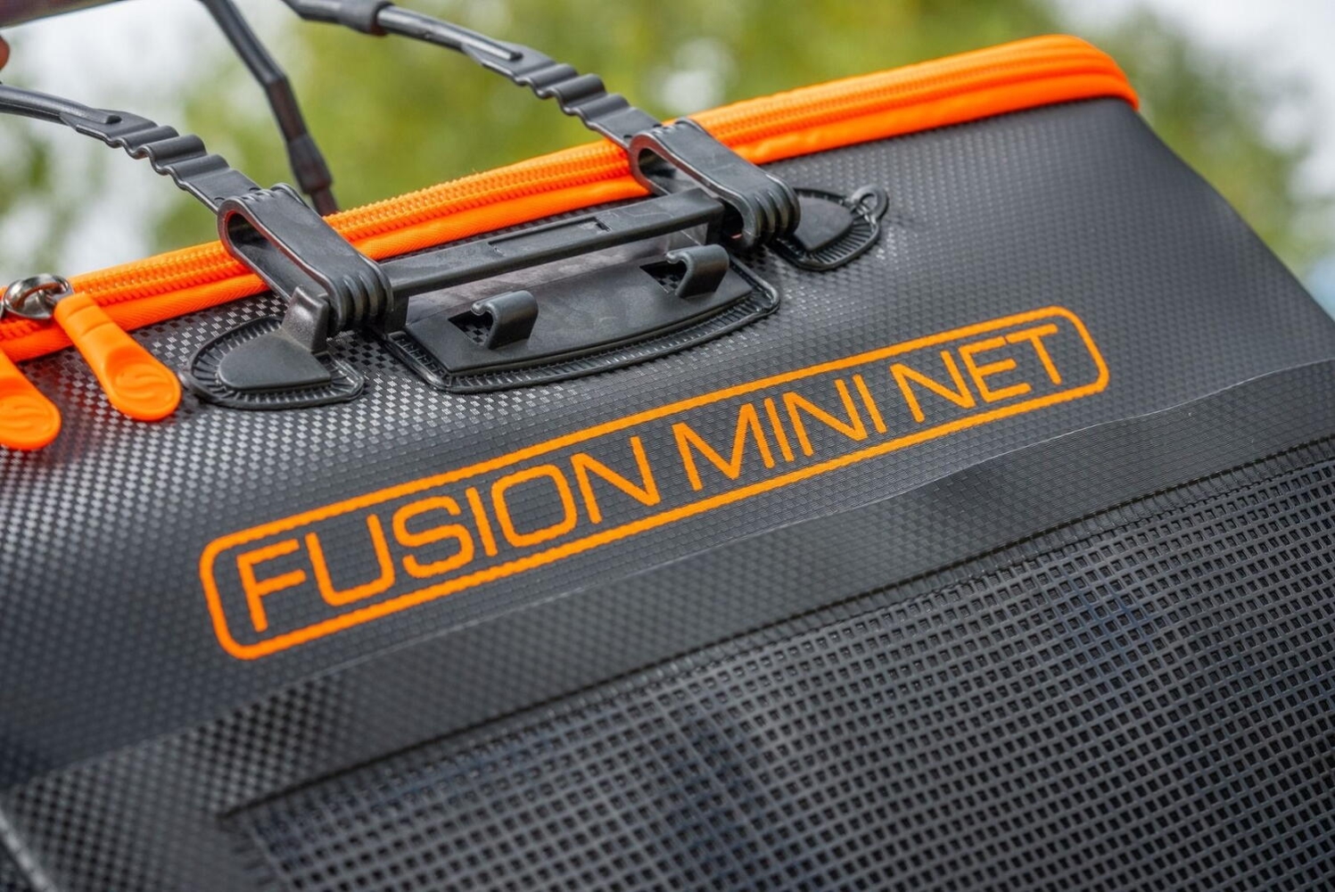 GEANTA GURU MINI FUSION KORDA