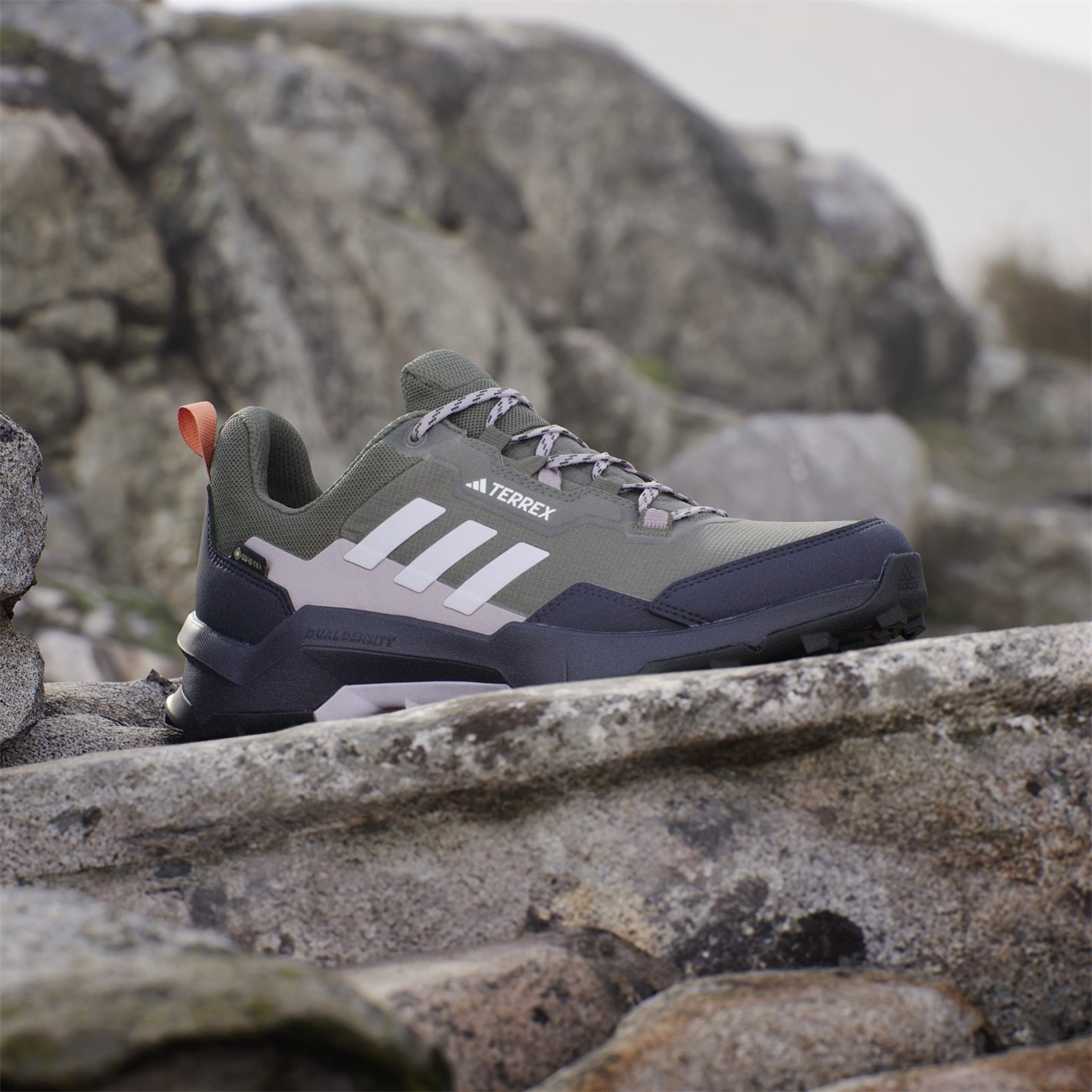 Ghete adidas Terrex Ax4 Gore Tex pentru femei oliv strata