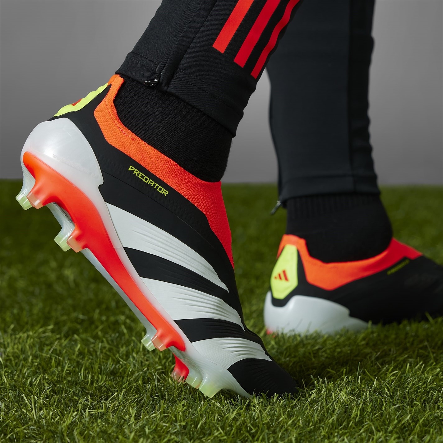 Ghete de fotbal adidas 24 Predator Elite Firm Ground negru alb rosu