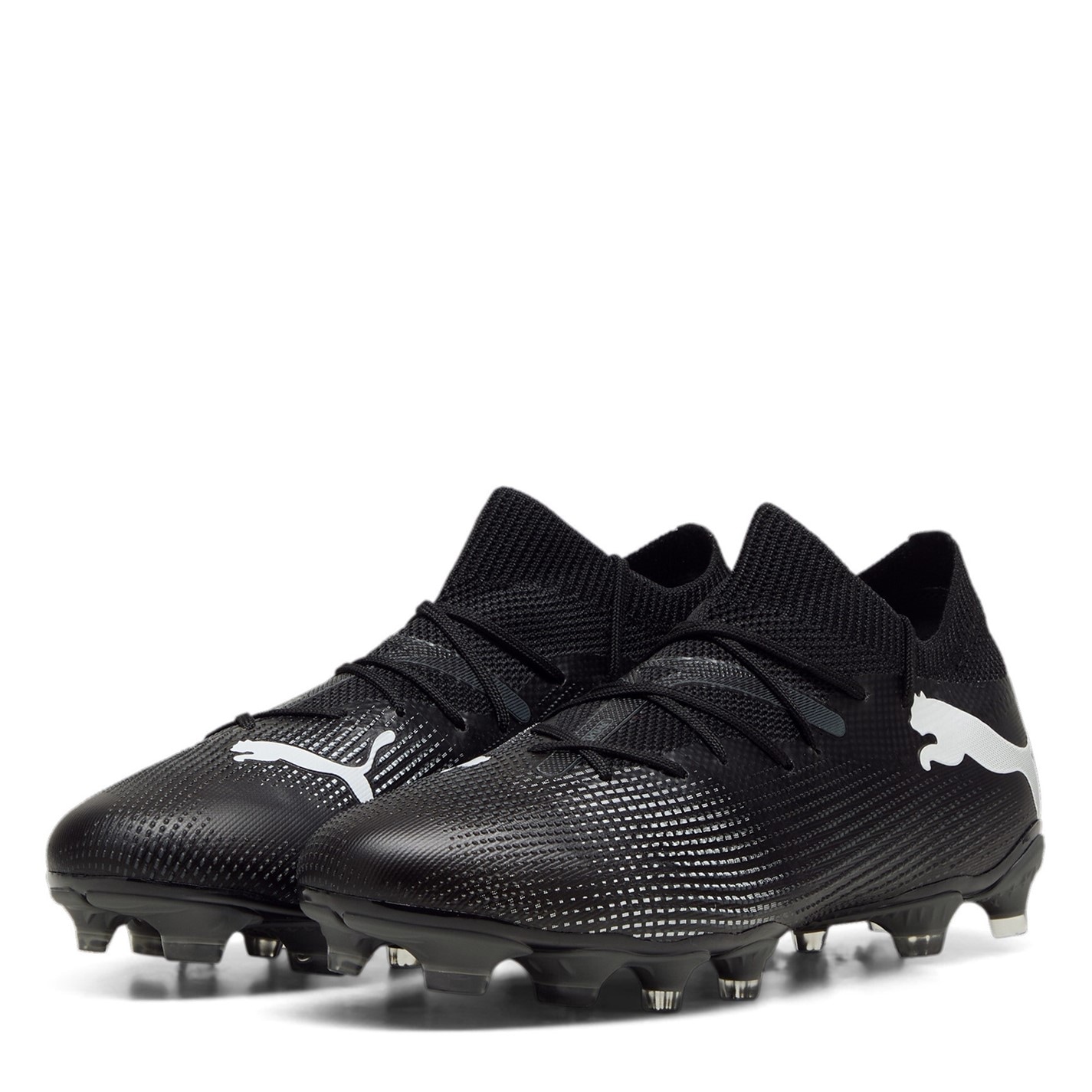 Ghete de fotbal Puma Future 7 Match Firm Ground pentru femei negru alb