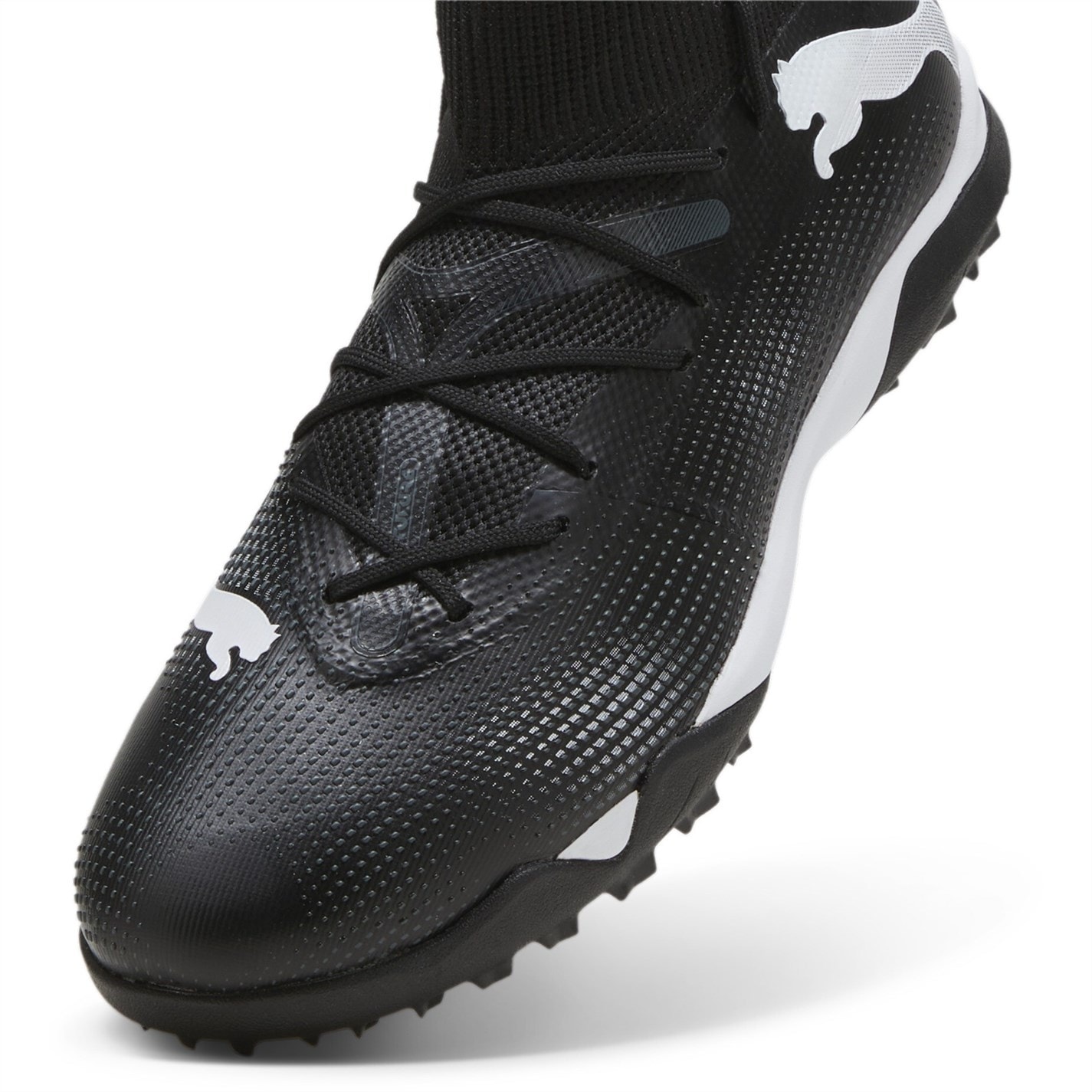 Ghete de fotbal Puma Future 7 Match TT negru alb