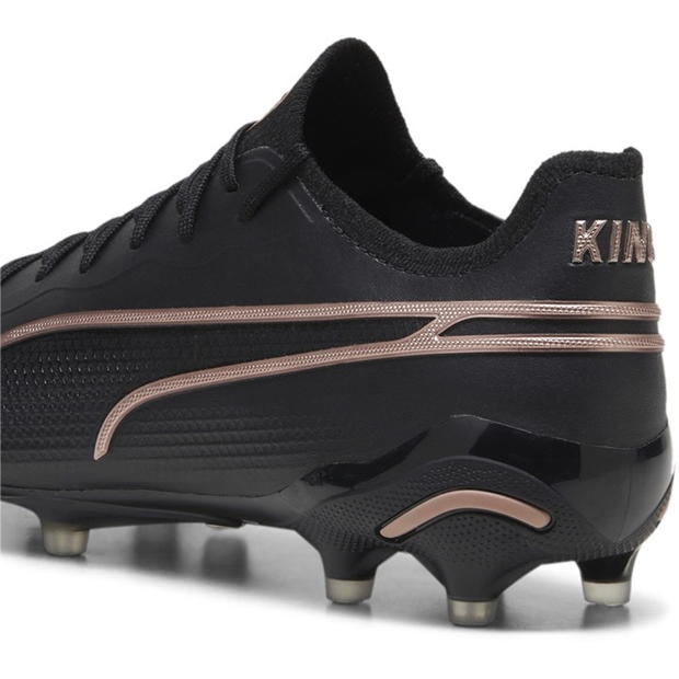 Ghete de fotbal Puma King Ultimate Firm Ground negru roz