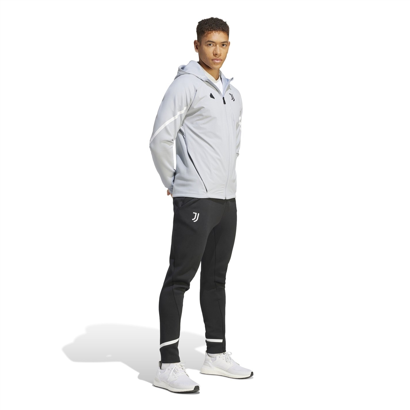 Hanorac adidas Juventus Designed for Gameday Full-cu fermoar pentru adulti halo argintiu