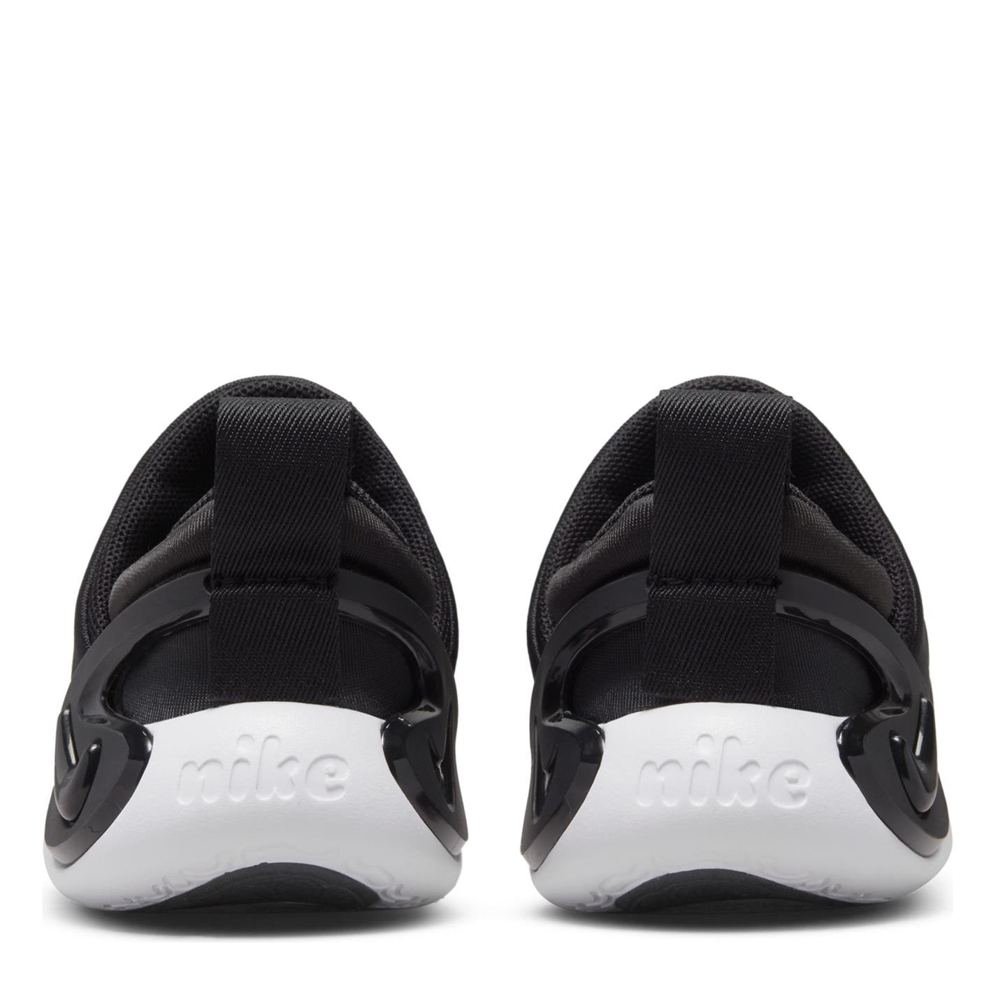 Nike Dynamo GO / Easy On/Off Shoes pentru Bebelusi pentru Bebelusi negru alb