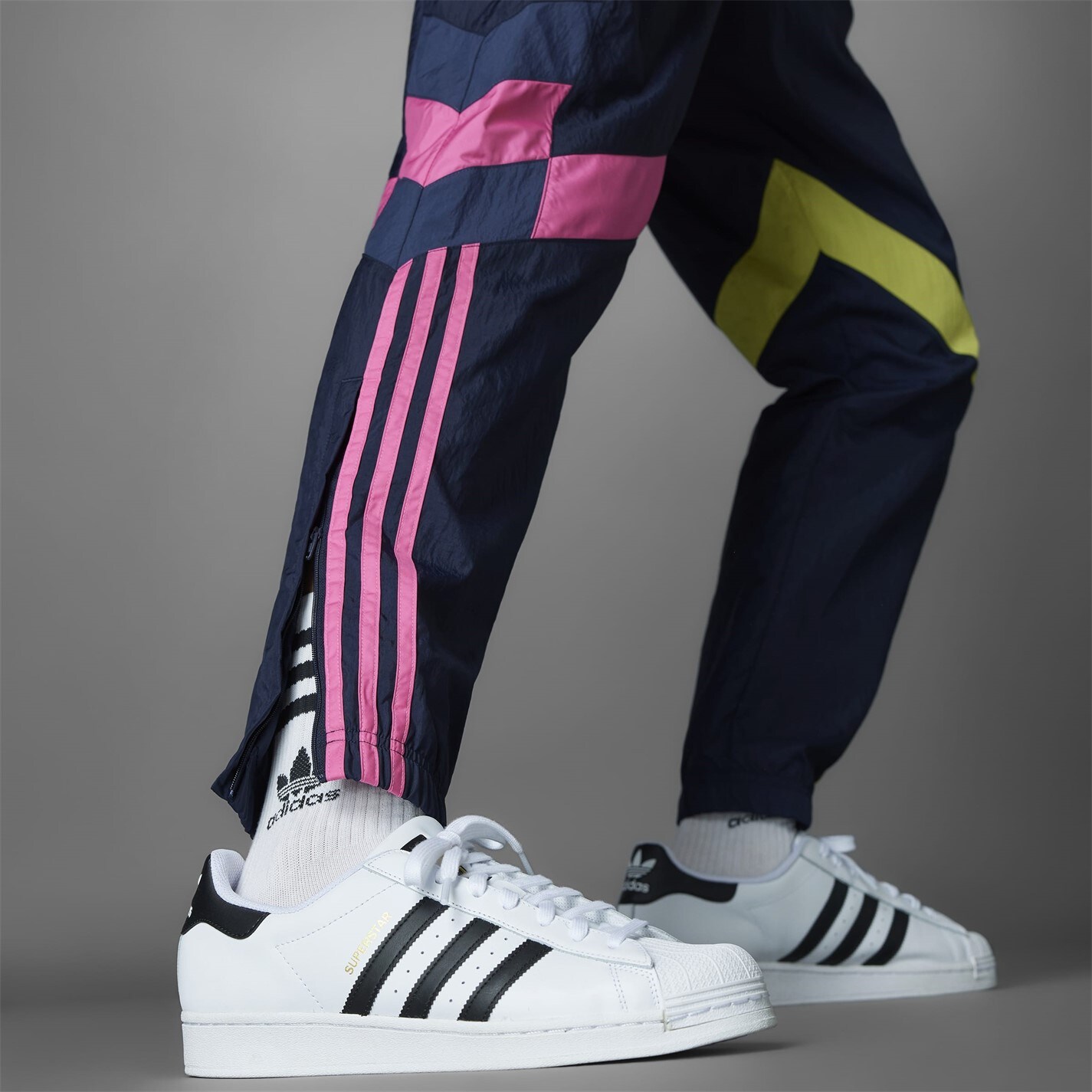 Pantaloni de trening adidas Juventus Originals pentru adulti legend albastru