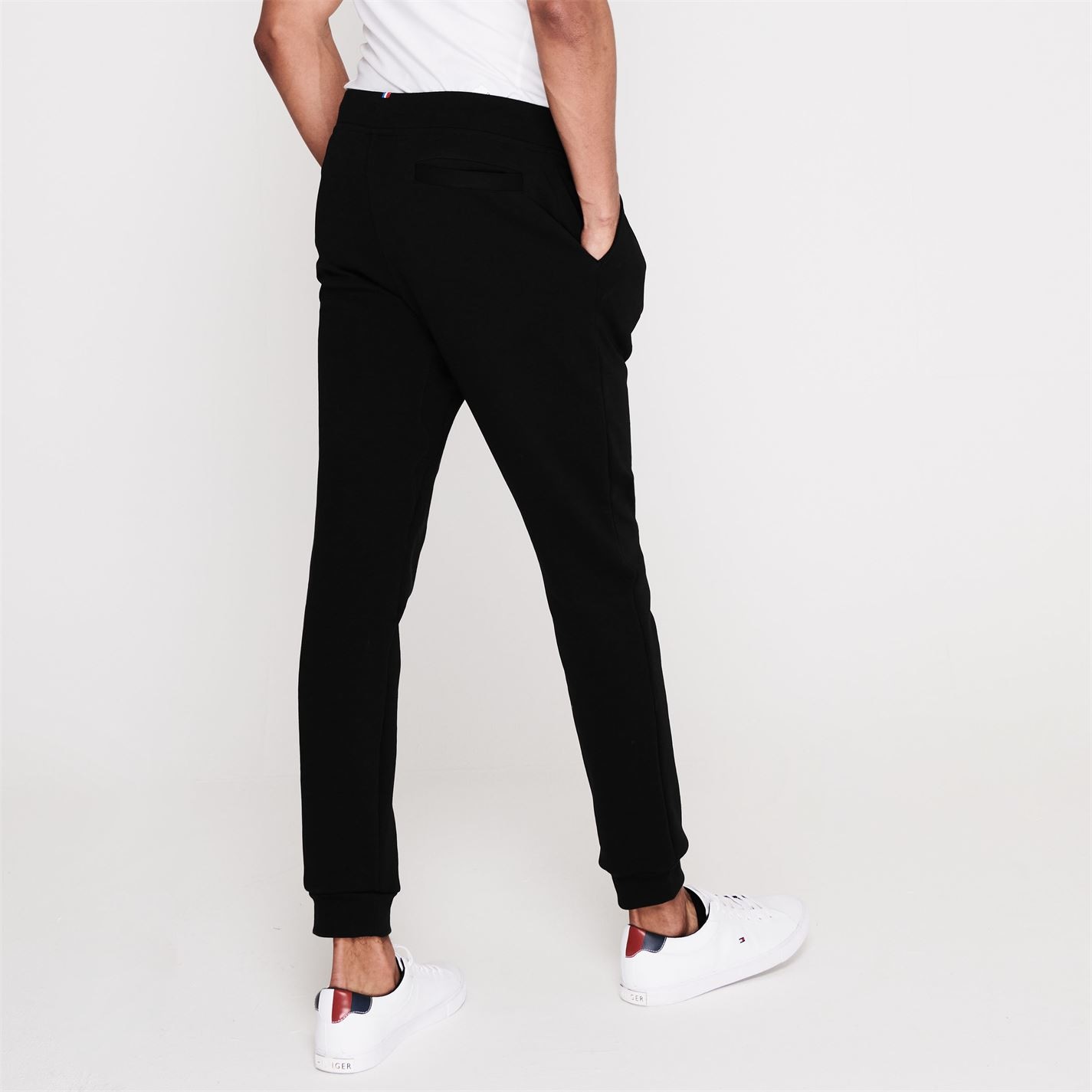 Pantaloni jogging Le Coq Sportif LeCoq Essential Regular pentru Barbati negru