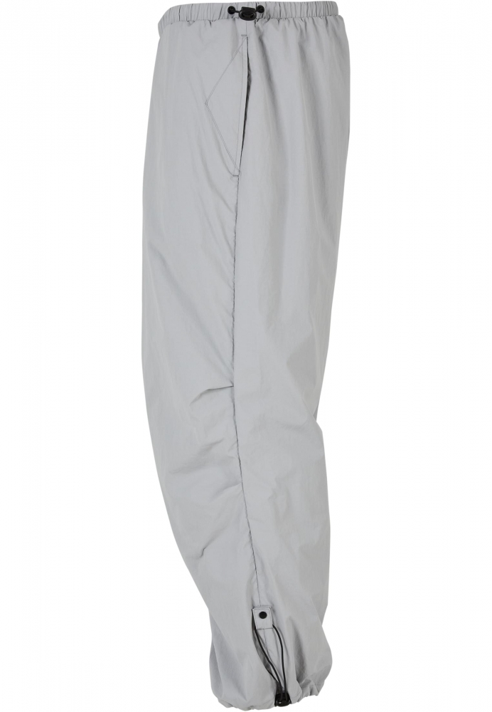 Pantaloni nailon Parachute gri Urban Classics