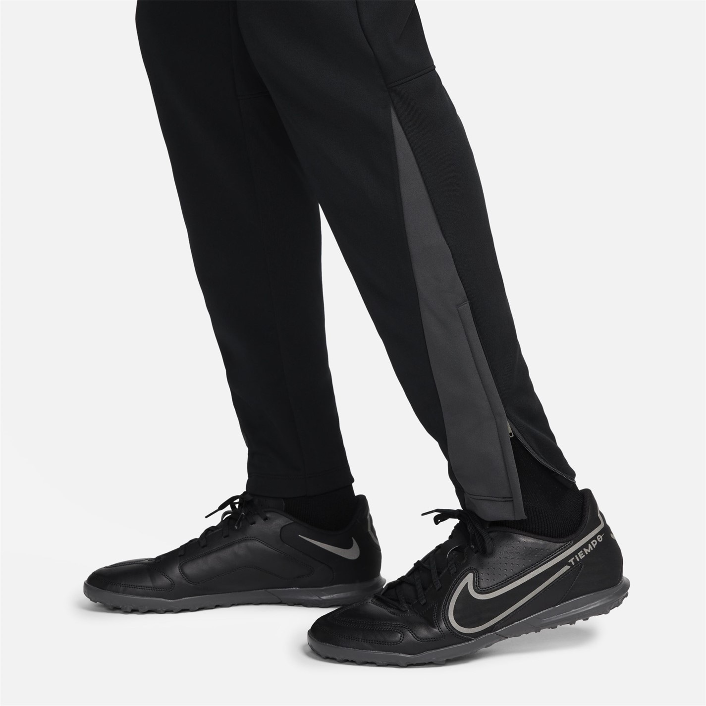 Pantaloni Nike Academy iarna Warrior Therma-FIT Soccer pentru Barbati negru gri