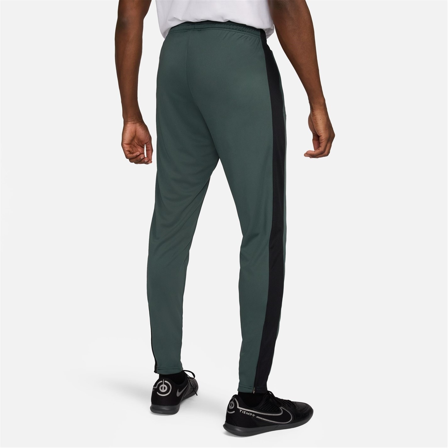 Pantaloni Nike Dri-FIT Academy Zippered Soccer pentru Barbati verde