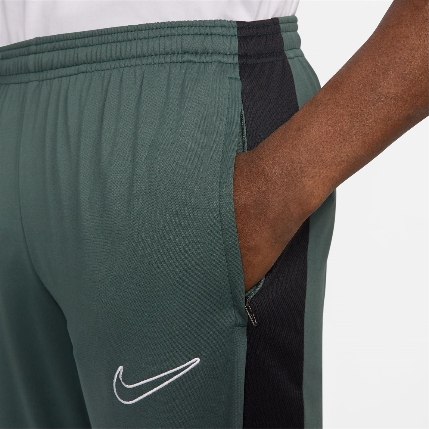 Pantaloni Nike Dri-FIT Academy Zippered Soccer pentru Barbati verde