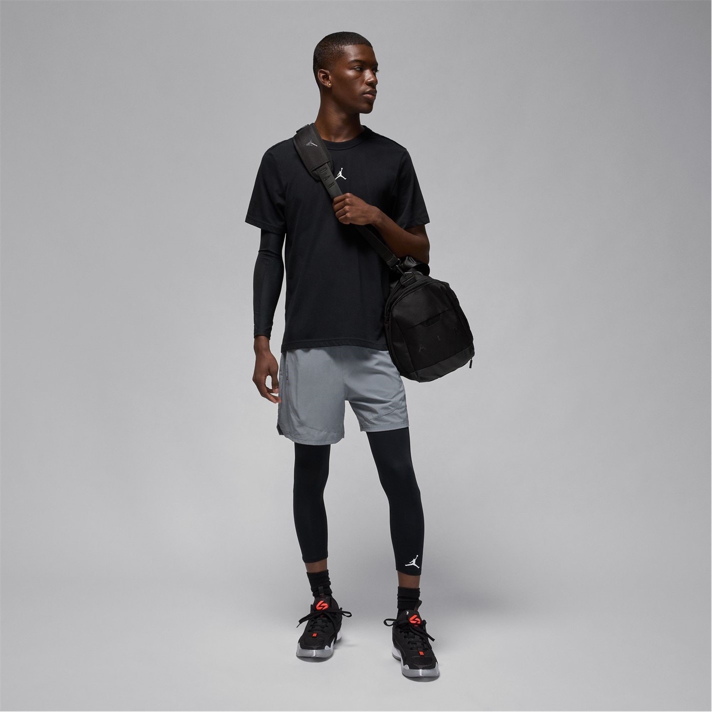 Pantaloni scurti Air Jordan Sport Dri-FIT Woven pentru Barbati gri negru