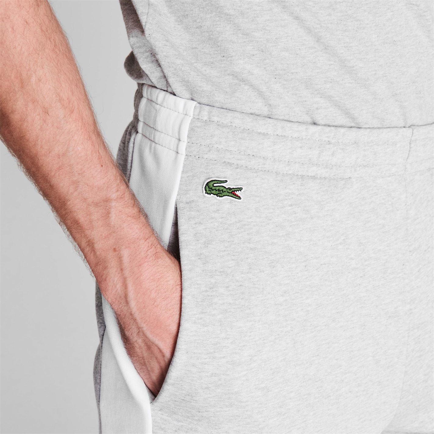 Pantaloni scurti Lacoste Block gri p0f