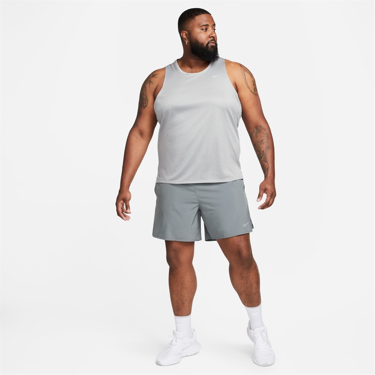 Pantaloni scurti Nike Challenger 2-in-1 alergare pentru Barbati gri