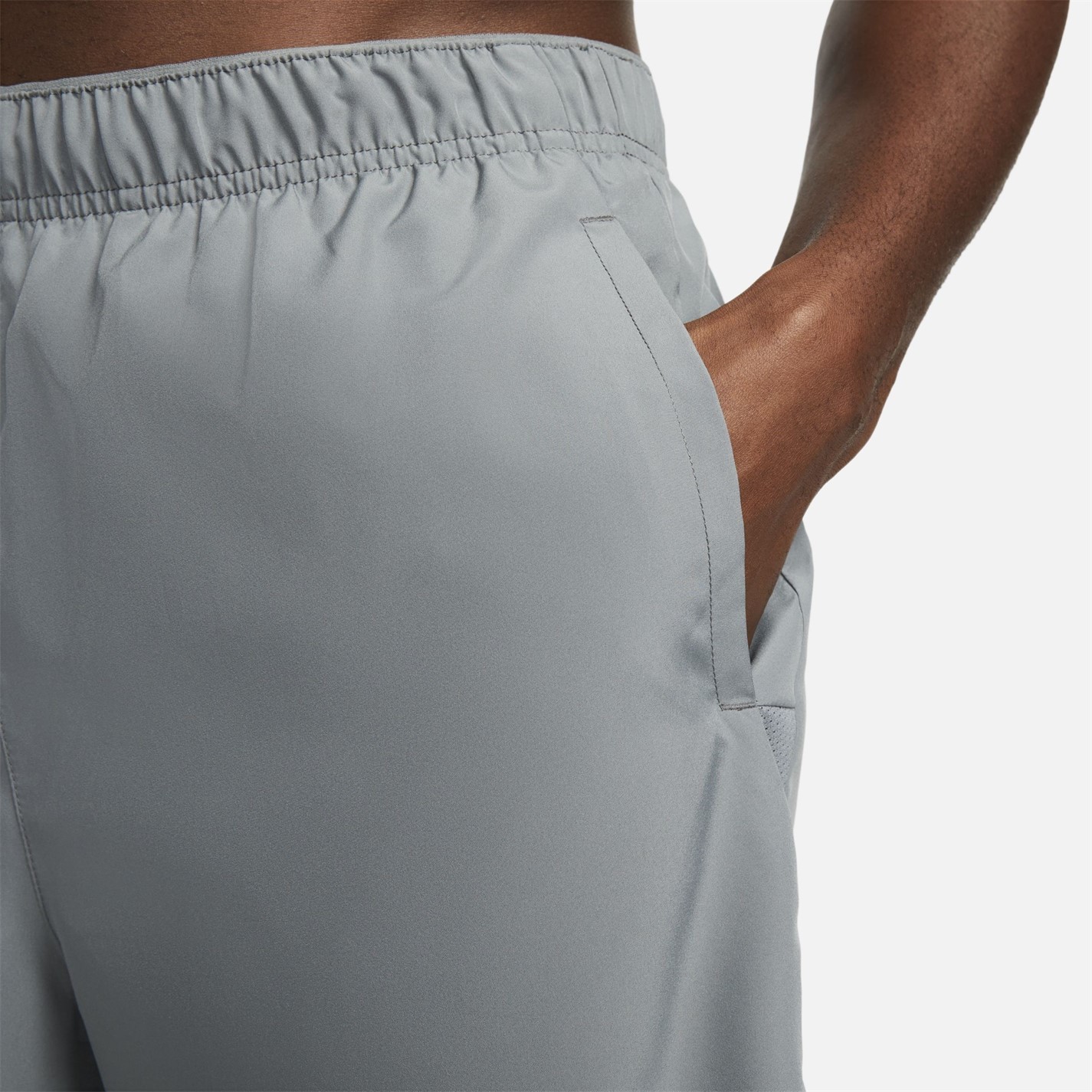 Pantaloni scurti Nike Challenger 2-in-1 alergare pentru Barbati gri