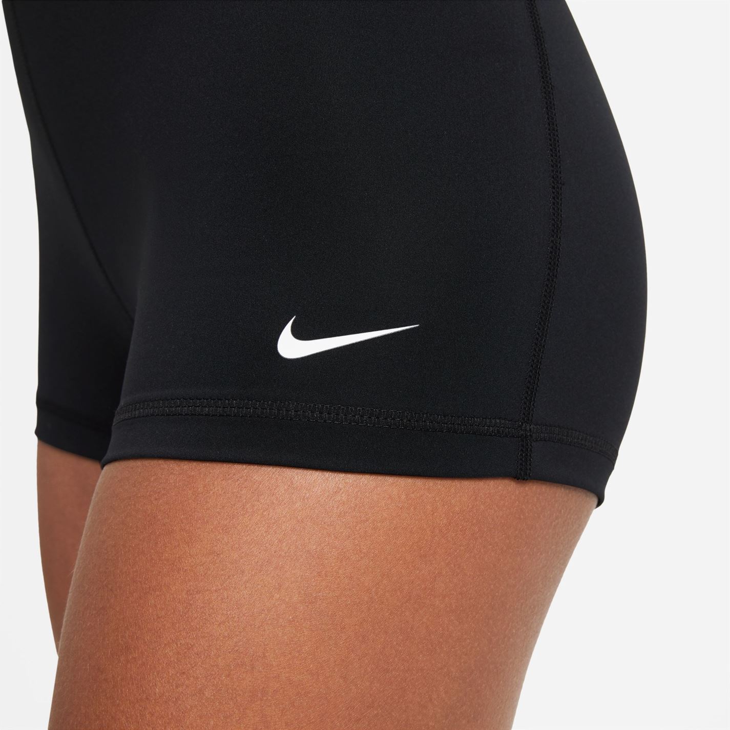 Pantaloni scurti Nike Pro trei Inch pentru femei negru