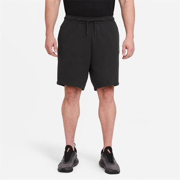 Pantaloni scurti pentru barbati Nike Sportswear Tech negru