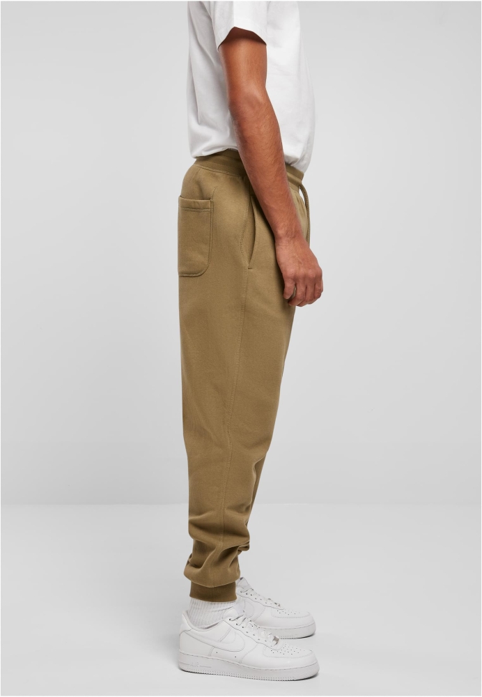 Pantaloni sport Basic oliv Urban Classics