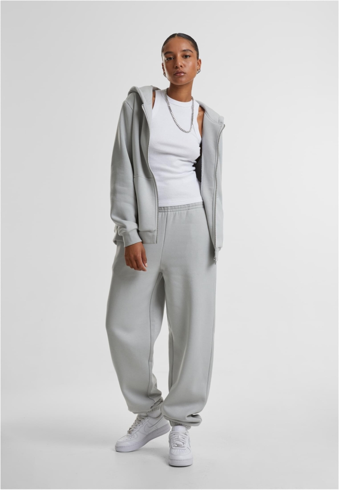 Pantaloni sport Fluffy pentru Femei gri Urban Classics