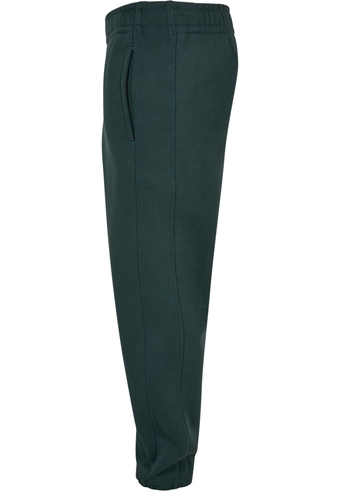 Pantaloni sport pentru baieti verde Urban Classics