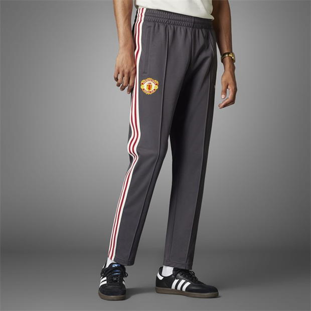 Pantaloni trening adidas Originals Manchester United Beckenbauer pentru adulti utility negru