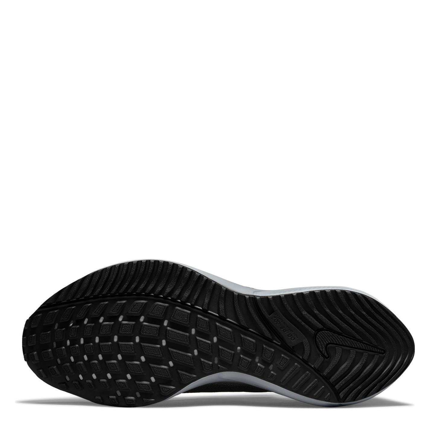 Pantofi Sport Nike Air Zoom Vomero 16 pentru Barbati negru argintiu