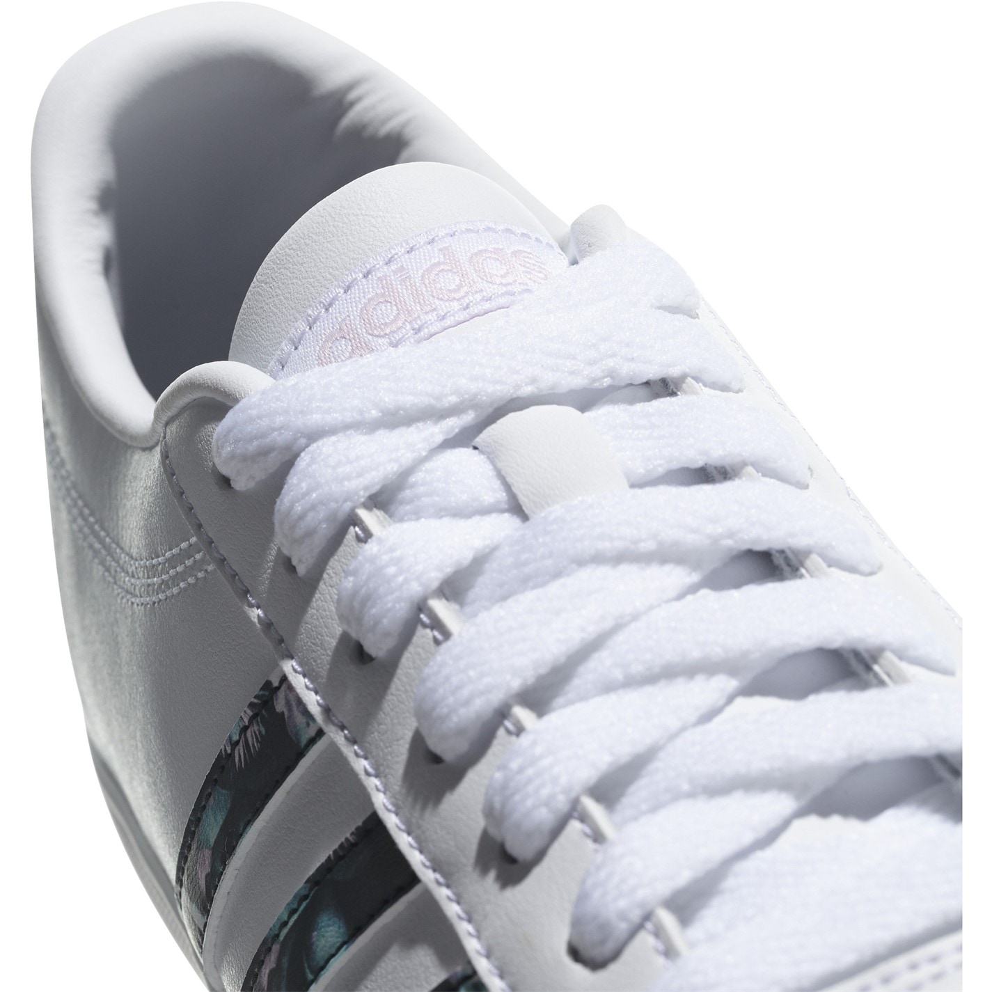 Set Adidasi sport adidas Court din piele pentru Femei alb multicolor