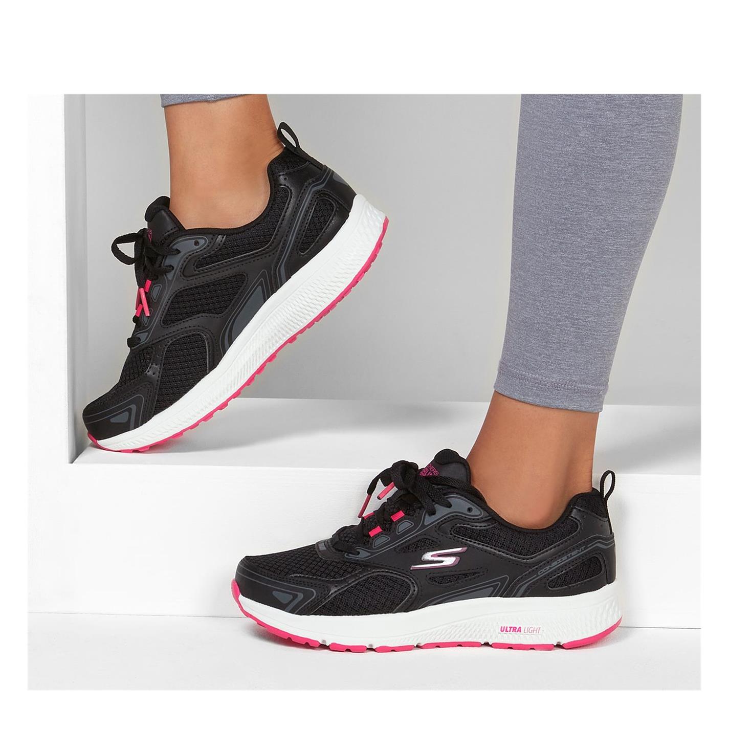 Skechers Consistent Runners pentru Femei negru roz