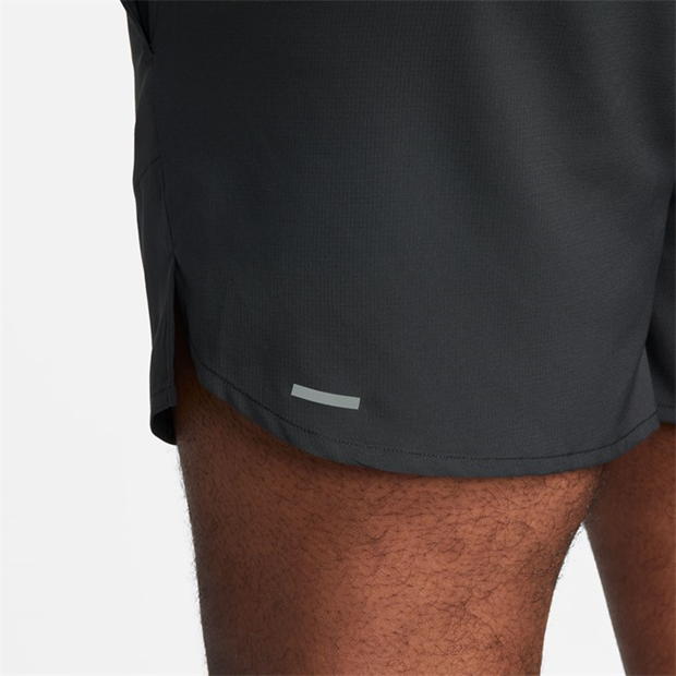 Sort 5IN Nike Stride pentru barbati negru