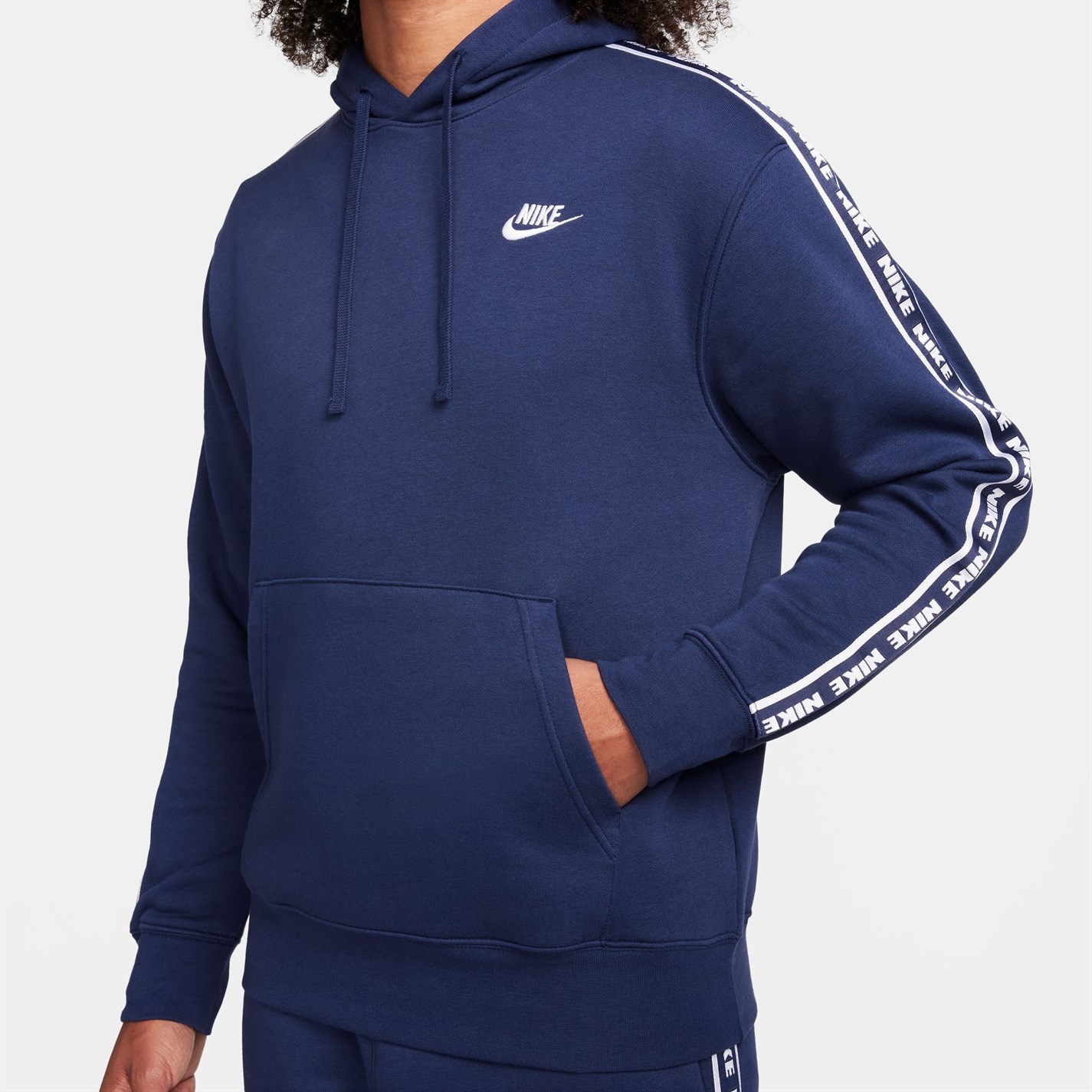 Treninguri Nike Club Fleece imprimeu Graphic cu gluga pentru Barbati bleumarin alb