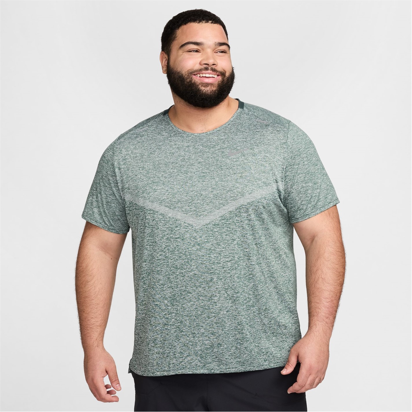 Tricou alergare Nike Dri-FIT Rise 365 maneca scurta pentru Barbati vintage verde