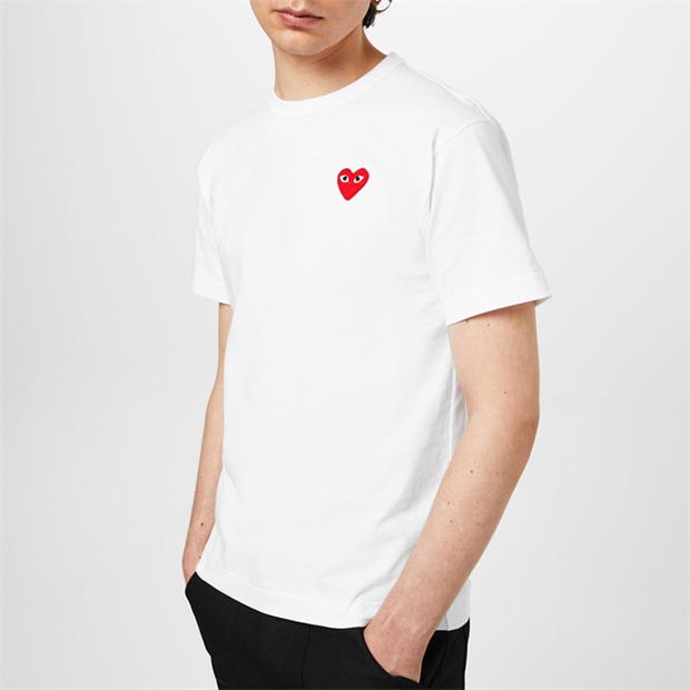 Tricou COMME DES GARCONS PLAY Small Peeping Heart Patch alb rosu